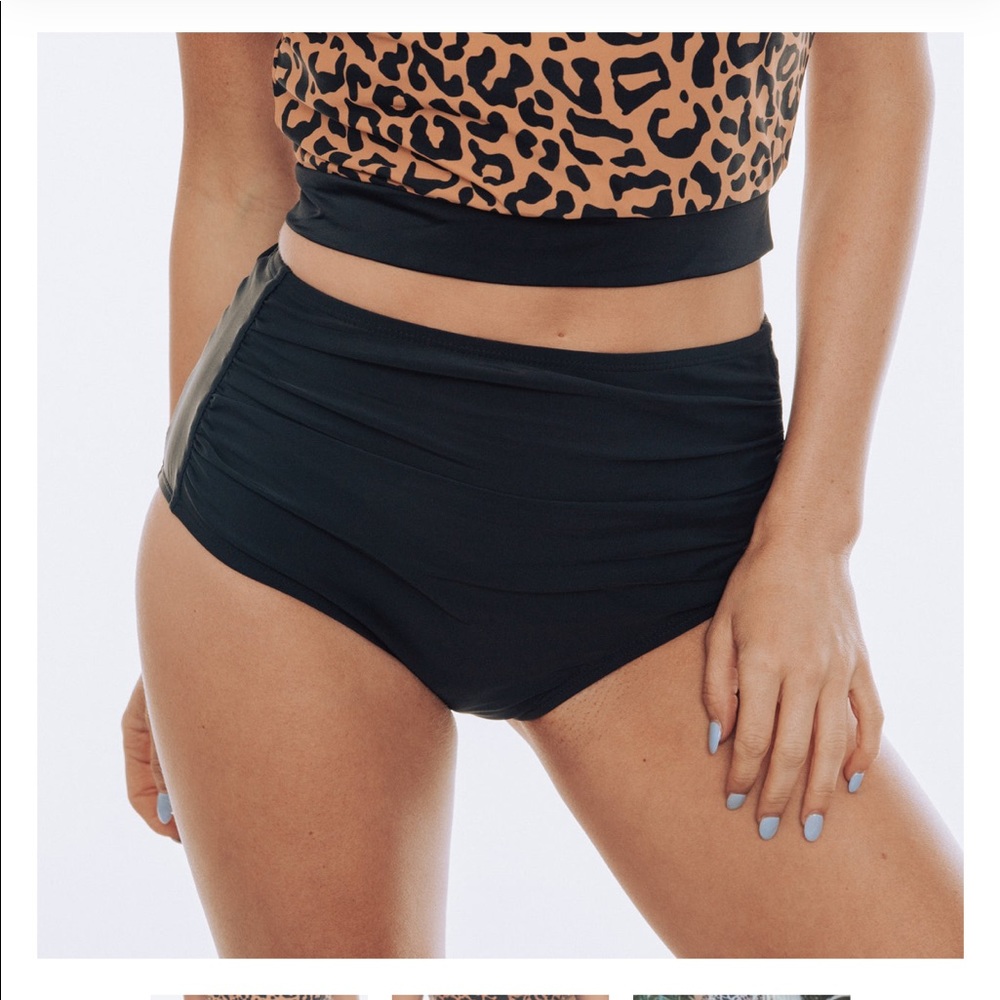 Coral Reef Barefoot Bottoms, NWT